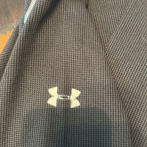 Under armour men’s top Size XL - Picture 5 of 6